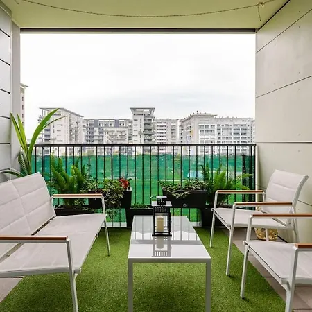 Oasi Di Relax Con Box Privato E Balcone, Vicino M1 Milano